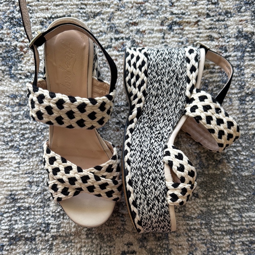 Free People Black and Cream Woven Wedges